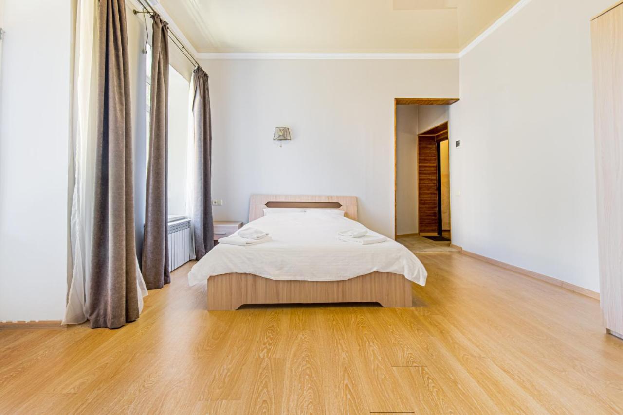 Best Apartment In The City Centre Odessa Luaran gambar